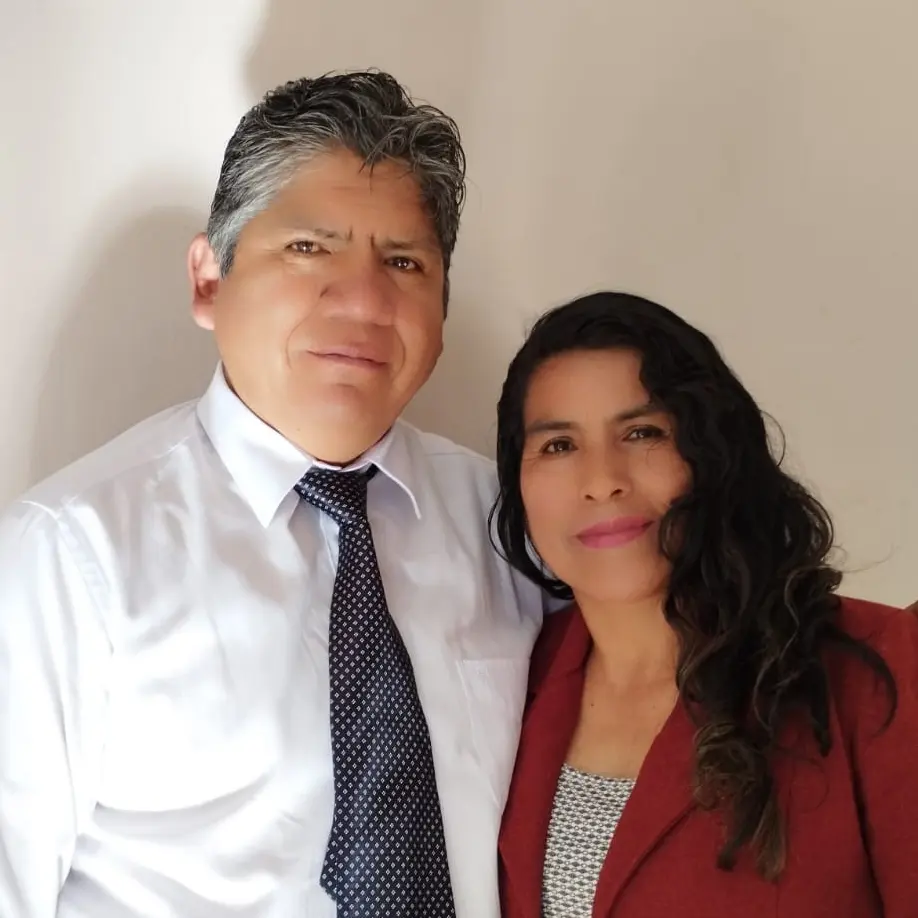 Ruben Martinez y Elizabeth Leon